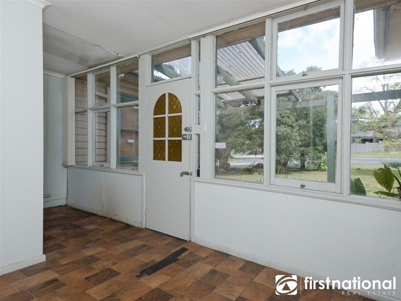 42 Harkaway Road, Berwick VIC 3806