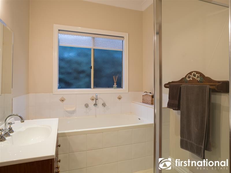 8 Nylander Road, Bunyip VIC 3815