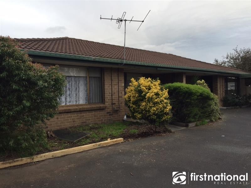 5/2-4 Charles Street, Pakenham VIC 3810