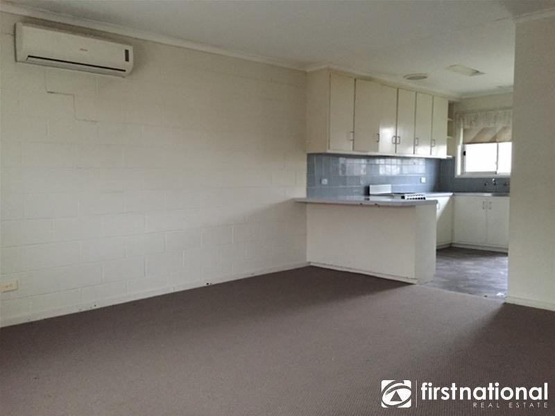 5/2-4 Charles Street, Pakenham VIC 3810