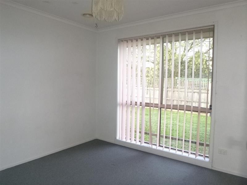 11 Wilmott Close, Berwick VIC 3806