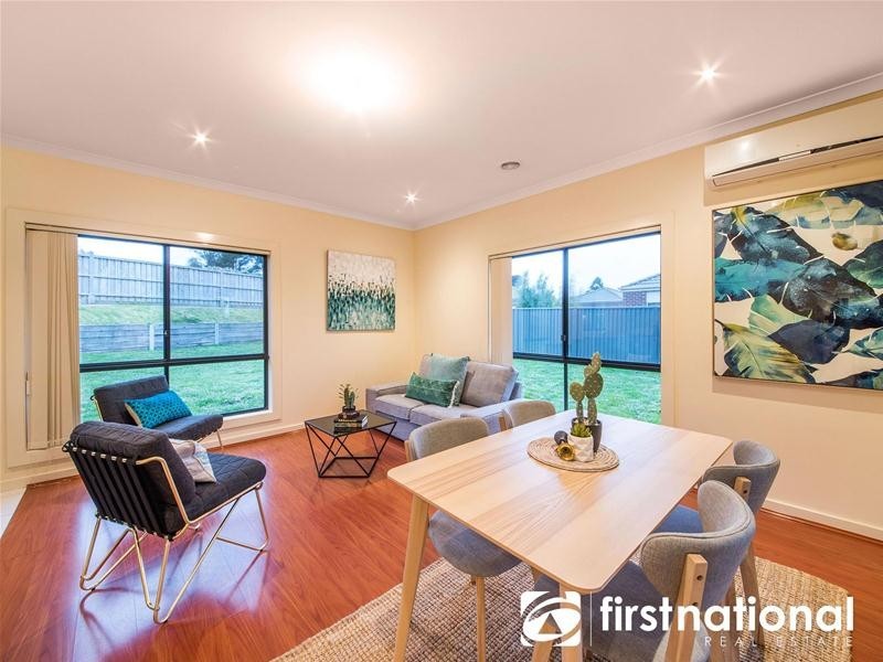 5 Griffith Mews, Pakenham VIC 3810