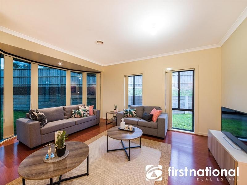5 Griffith Mews, Pakenham VIC 3810