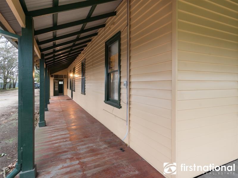 65 Racecourse Road, Pakenham VIC 3810