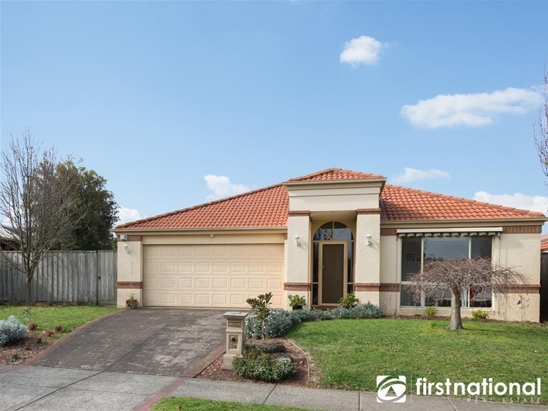 24 Streeton Way, Berwick VIC 3806