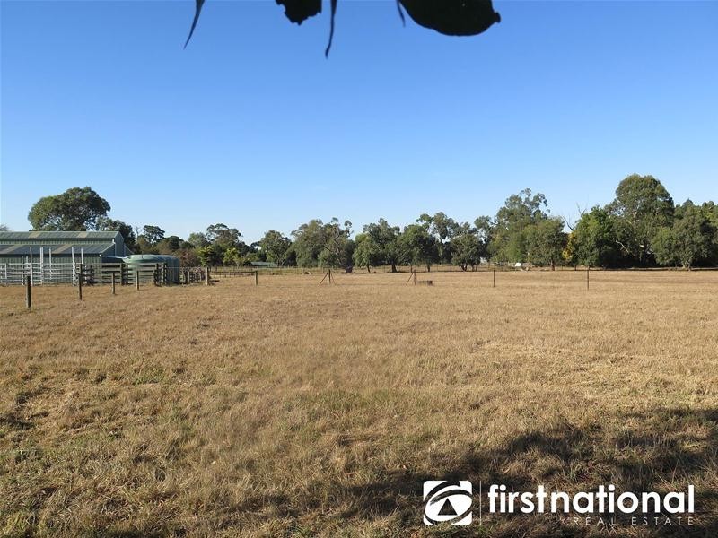 165 Fogarty Road, Tynong North VIC 3813