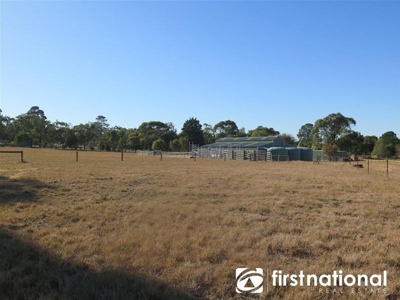 165 Fogarty Road, Tynong North VIC 3813