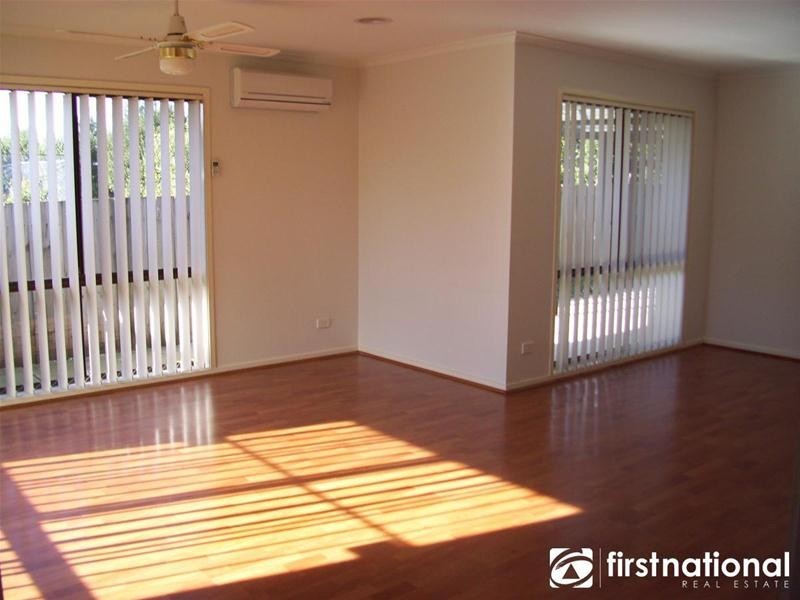 10 Ashton Rise, Narre Warren South VIC 3805