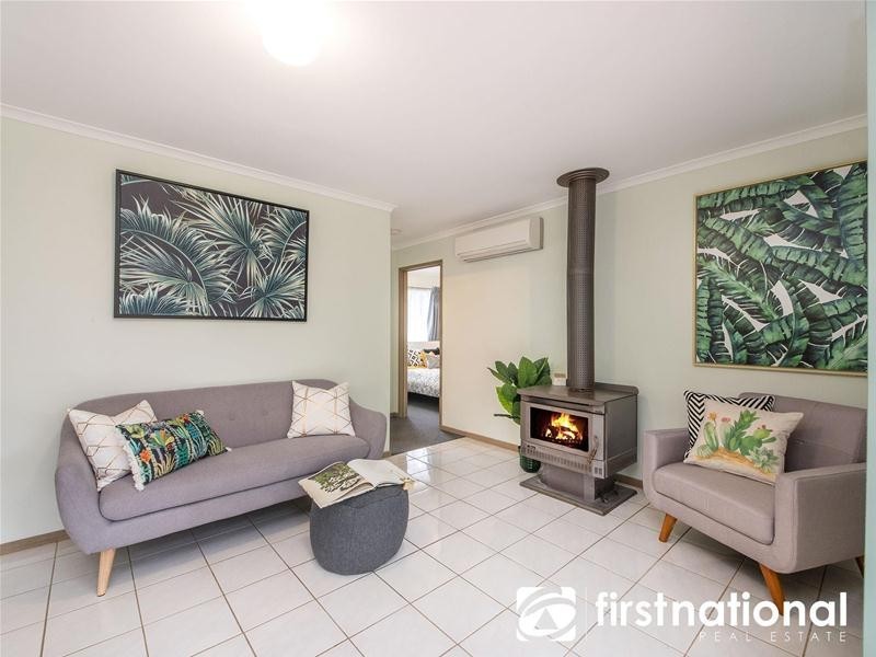 13 Insignia Crescent, Berwick VIC 3806