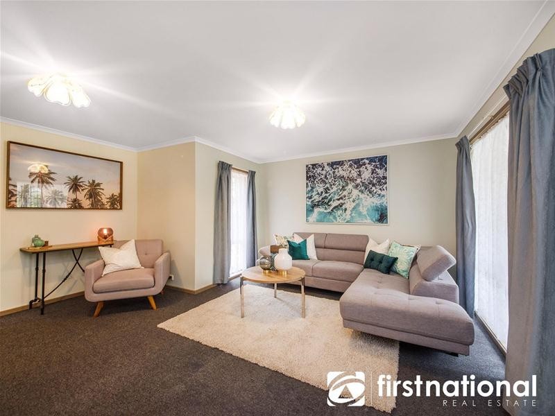 13 Insignia Crescent, Berwick VIC 3806