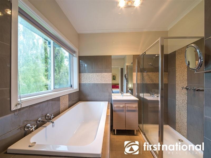 57 Girrawheen Road, Maryknoll VIC 3812