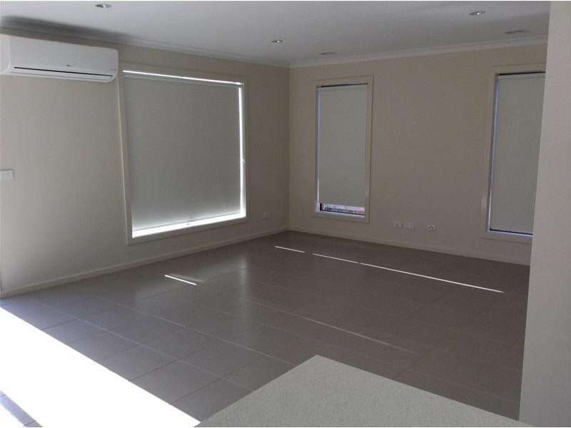 21 Celestine Drive, Officer VIC 3809