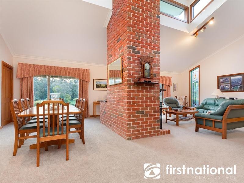 270 Old Gembrook Road, Pakenham Upper VIC 3810