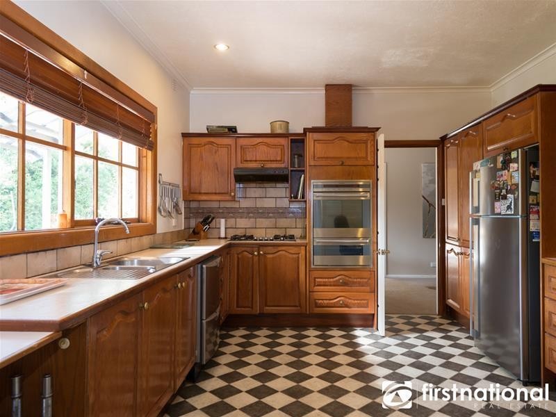 1-3 Rydaldene Way, Berwick VIC 3806