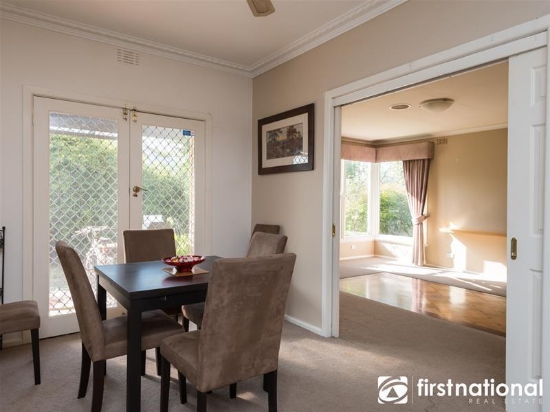 1-3 Rydaldene Way, Berwick VIC 3806