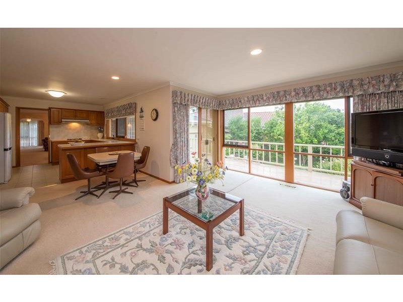 7 Lightwood Court, Berwick VIC 3806