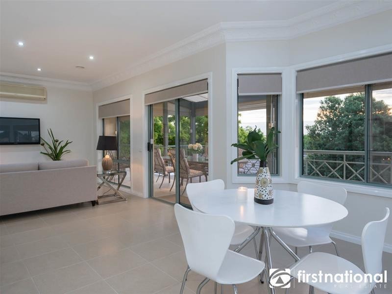 34 Balmain Drive, Berwick VIC 3806