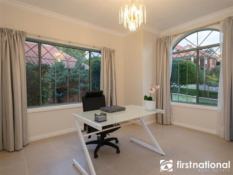 34 Balmain Drive, Berwick VIC 3806