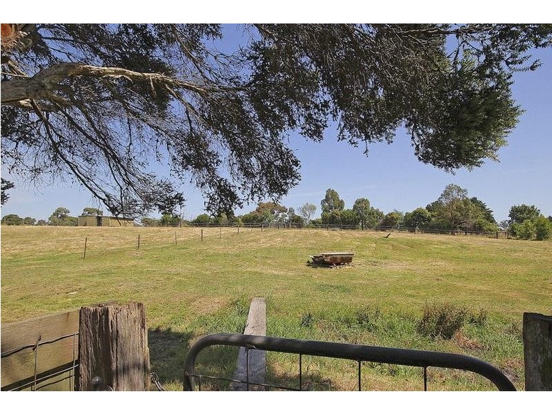 12-14A Olive Road, Devon Meadows VIC 3977