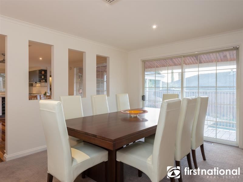 4 Cowper Rise, Berwick VIC 3806