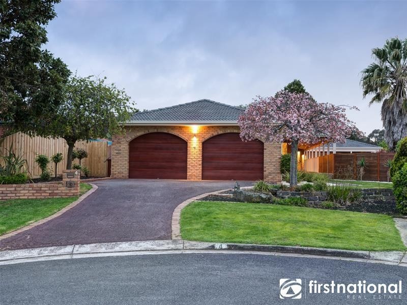 4 Cowper Rise, Berwick VIC 3806