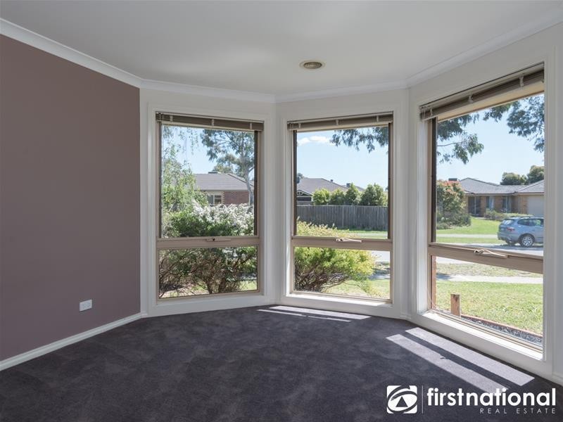 48 Marsh Grove, Berwick VIC 3806