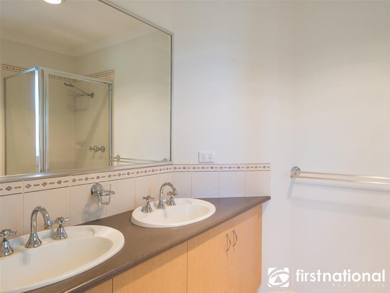 48 Marsh Grove, Berwick VIC 3806