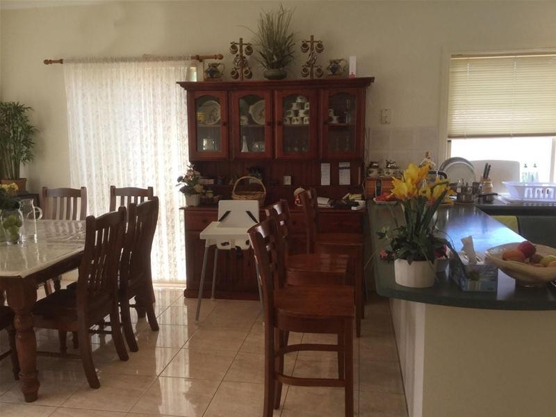 76 The Boulevard, Narre Warren South VIC 3805