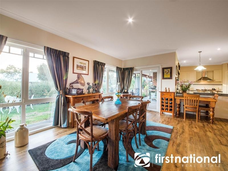 17 Windermere Boulevard, Pakenham VIC 3810