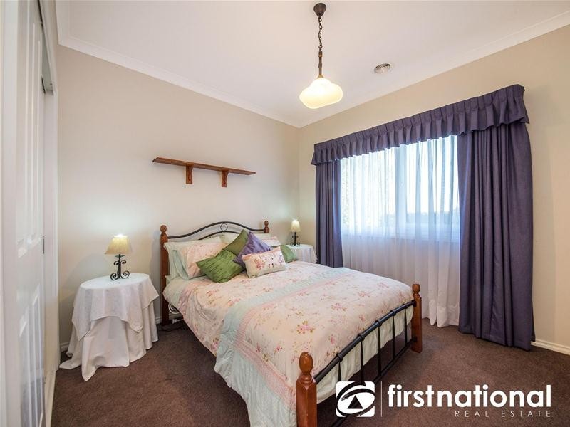 17 Windermere Boulevard, Pakenham VIC 3810