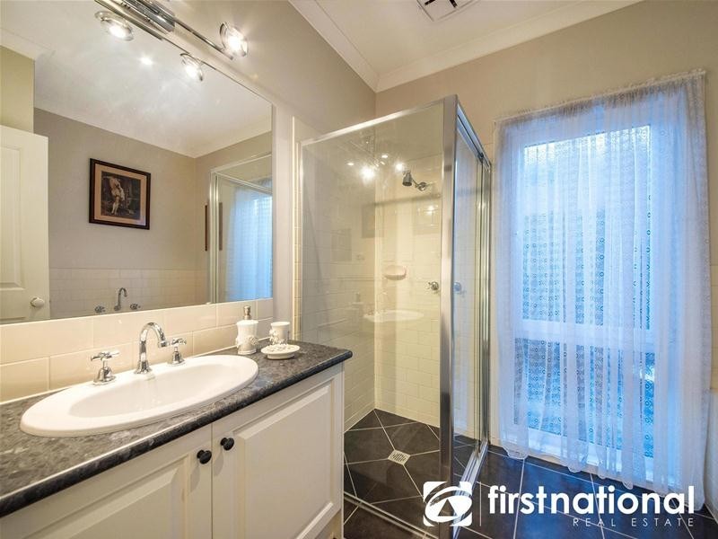 17 Windermere Boulevard, Pakenham VIC 3810