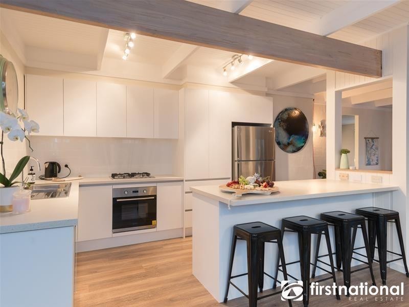 2 Jacqueline Court, Berwick VIC 3806