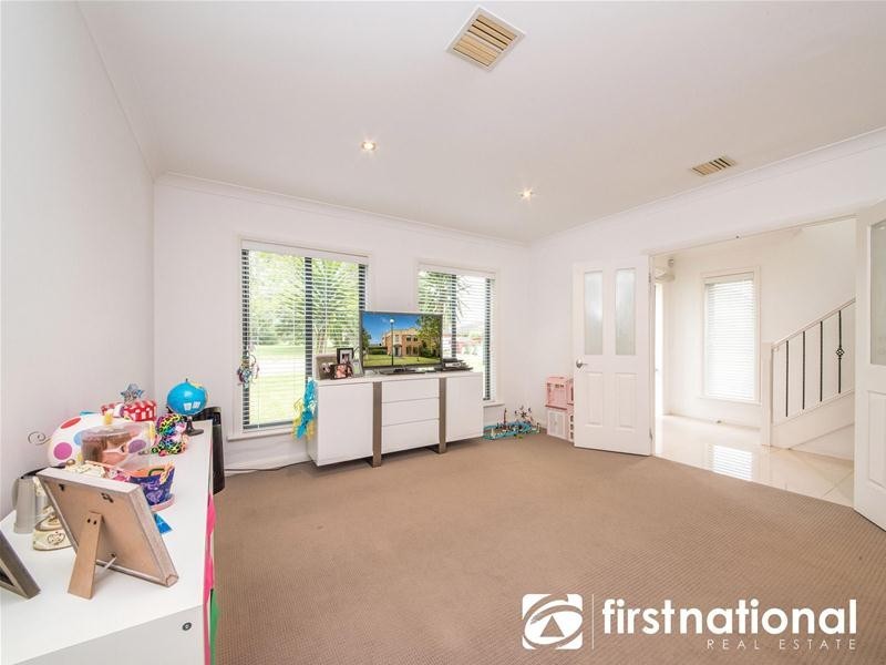 1 Cropton Place, Narre Warren South VIC 3805