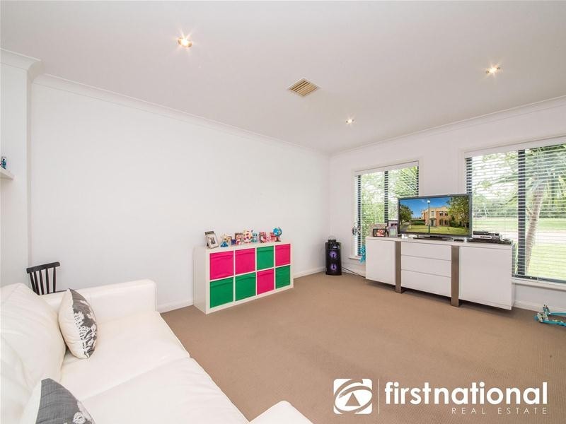 1 Cropton Place, Narre Warren South VIC 3805