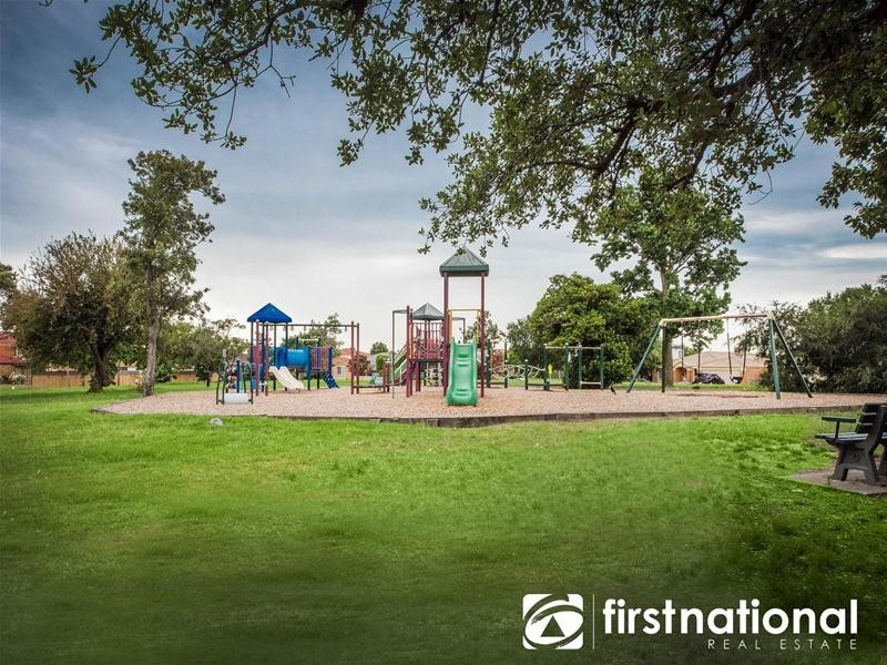 1 Cropton Place, Narre Warren South VIC 3805