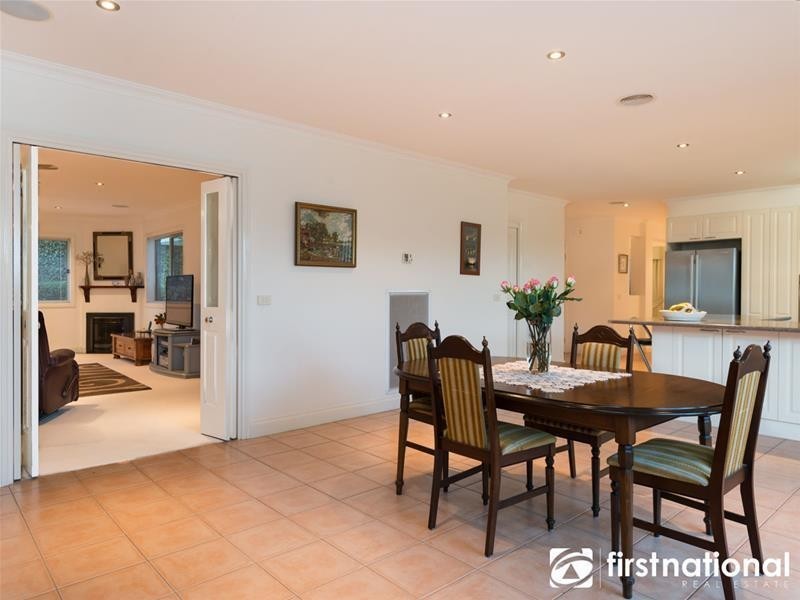 7 Temple-Wood Court, Berwick VIC 3806