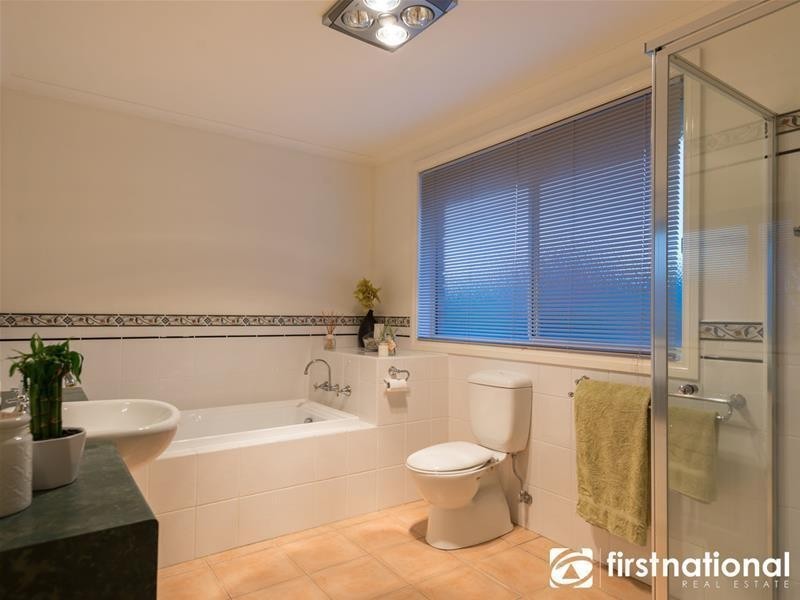 7 Temple-Wood Court, Berwick VIC 3806