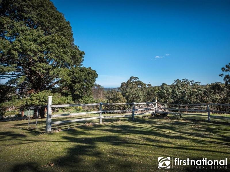 15 Beaconsfield-Emerald Road, Beaconsfield Upper VIC 3808