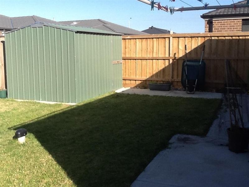 12 Naas Road, Clyde North VIC 3978