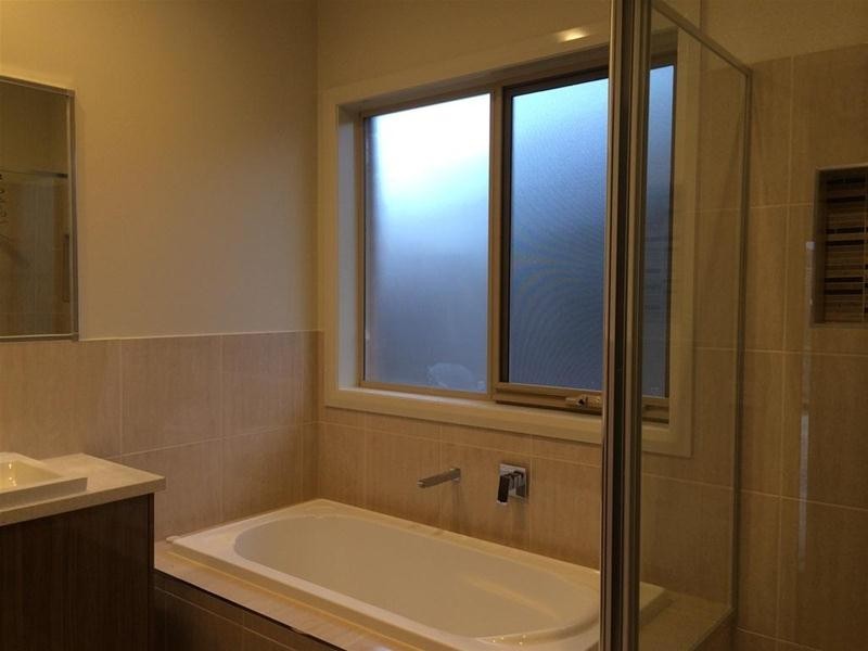 40 Burford Way, Cranbourne North VIC 3977