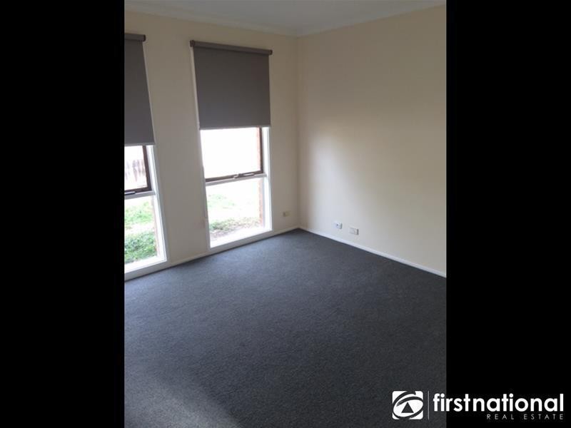 24 Cameron Way, Pakenham VIC 3810