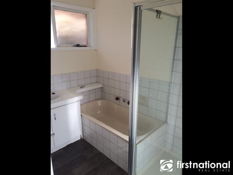 24 Cameron Way, Pakenham VIC 3810