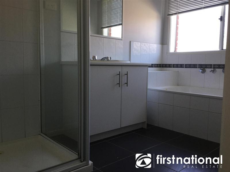 7 Manna Gum Drive, Pakenham VIC 3810