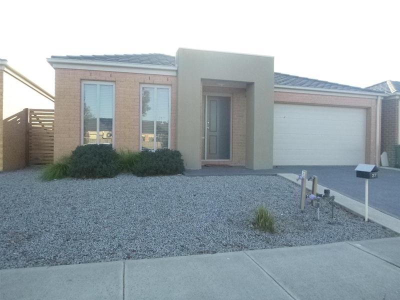 27 Celestine Drive, Officer VIC 3809