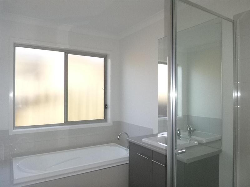 27 Celestine Drive, Officer VIC 3809