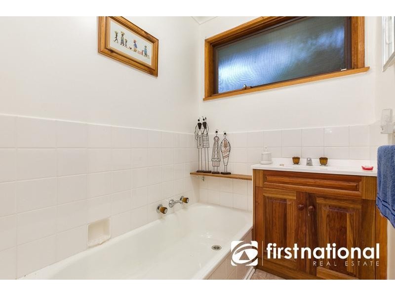 15 Wirragulla Road, Maryknoll VIC 3812