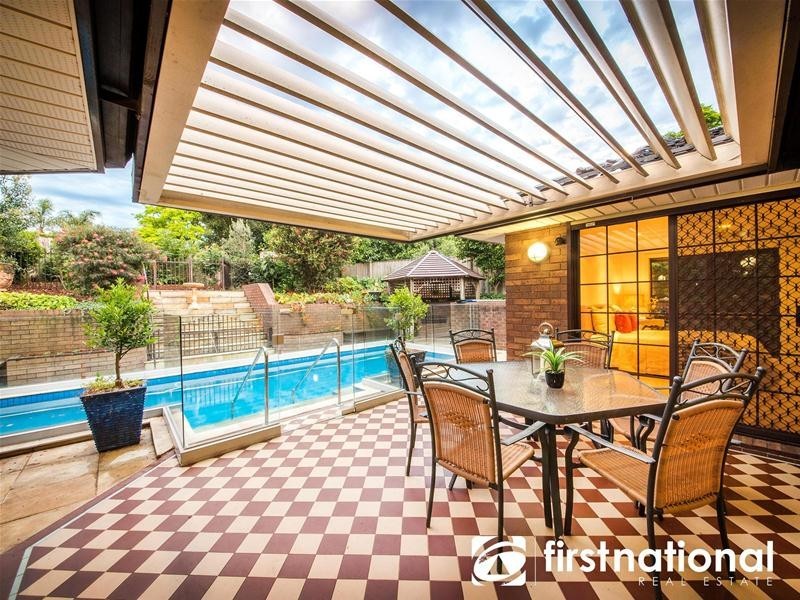 30 Edrington Park Drive, Berwick VIC 3806