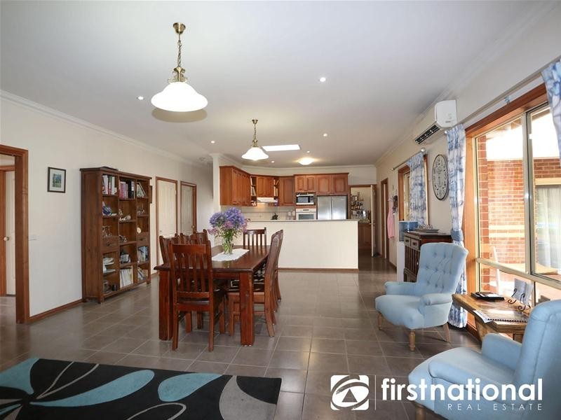 44 Seymour Road, Nar Nar Goon North VIC 3812