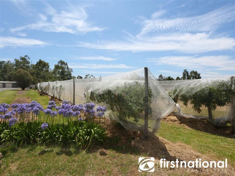 44 Seymour Road, Nar Nar Goon North VIC 3812