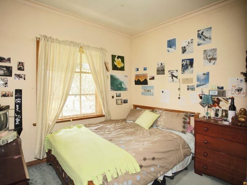 21 Station Street, Officer VIC 3809